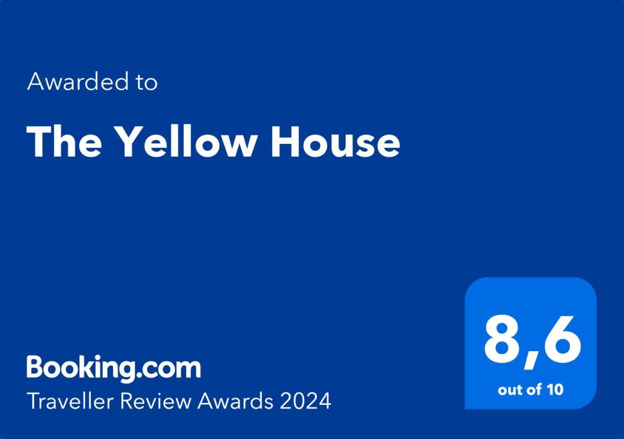 The Yellow House Catánia Buitenkant foto